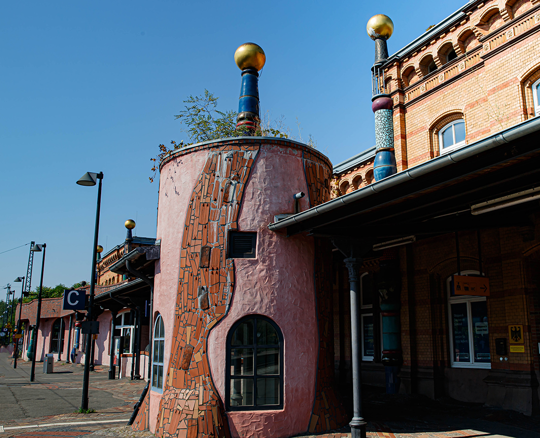 Uelzen - Hundertwasser Bahnhof 2