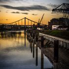 Uerdinger Brücke bei Sonnenuntergang...