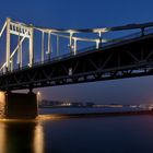 Uerdinger Brücke mit Hafen