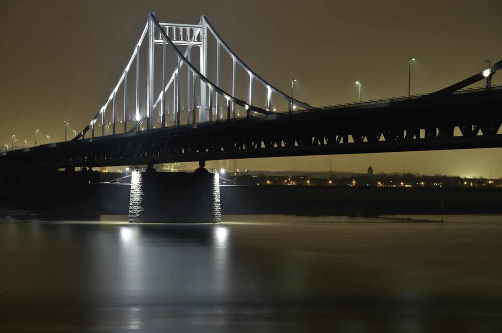 Uerdinger Rheinbrücke