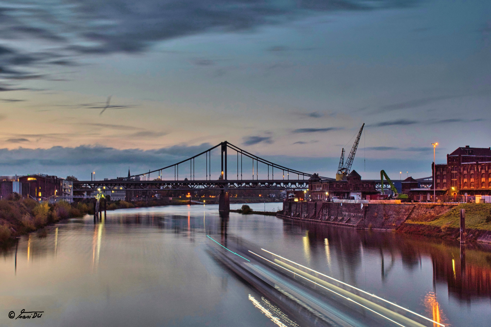 Uerdinger Rheinbrücke