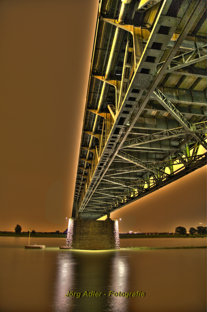 Uerdinger Rheinbrücke in HDR