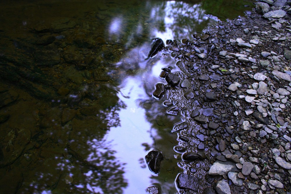 Ufer aus Stein
