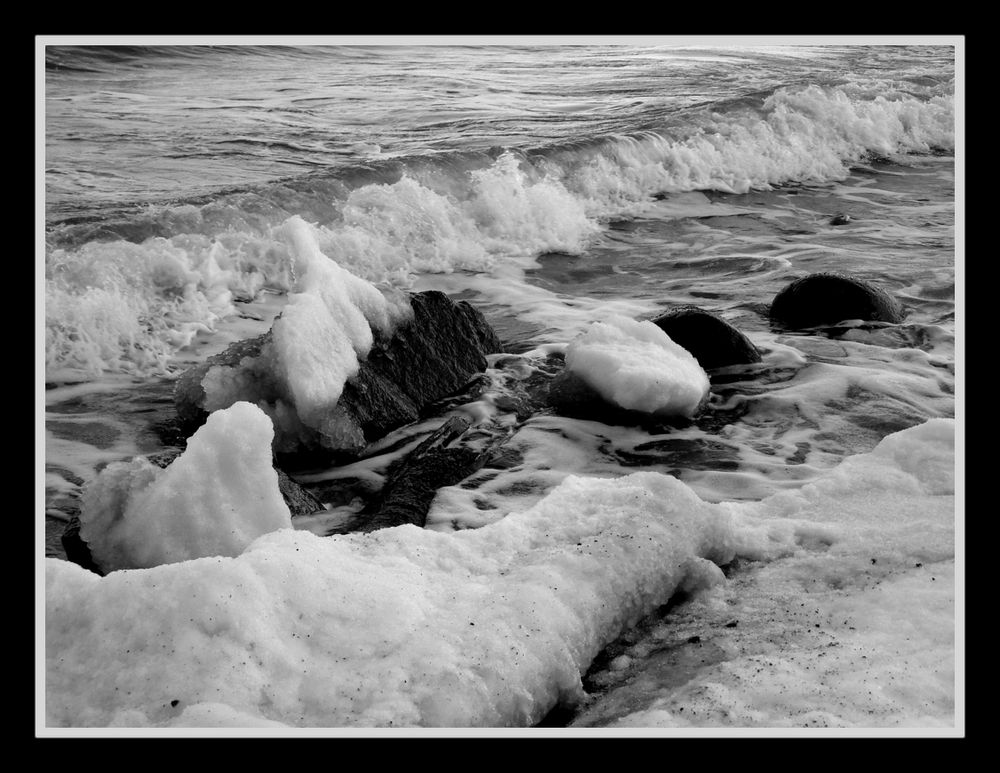 Ufer mit Sahnehäubchen