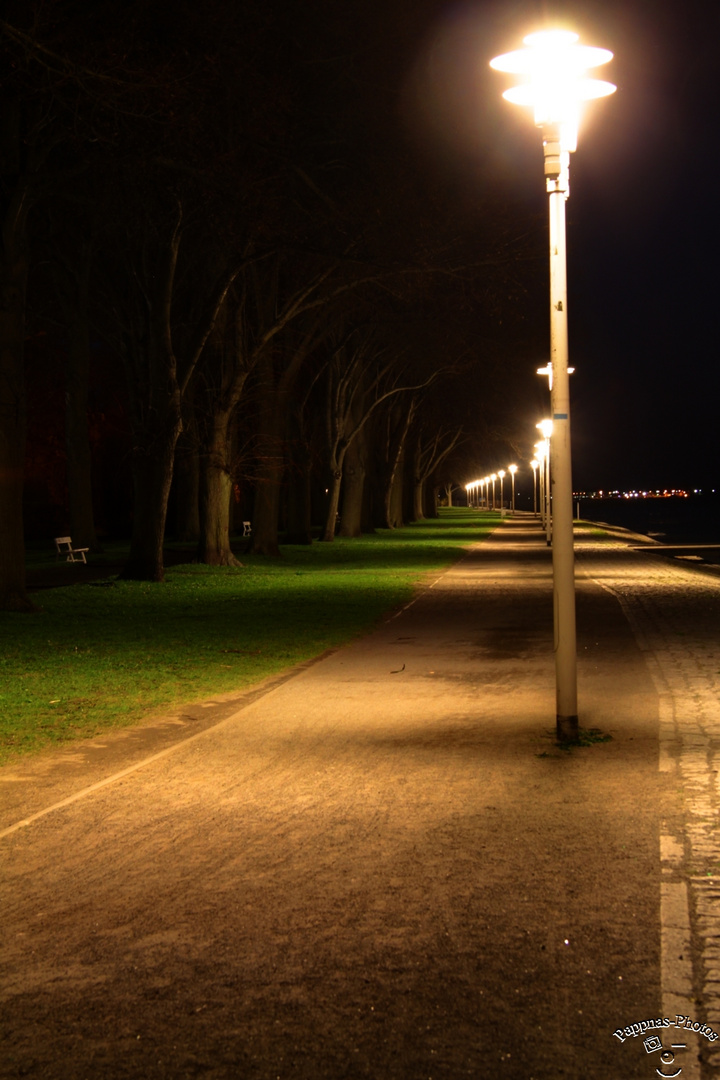 Uferpromenade