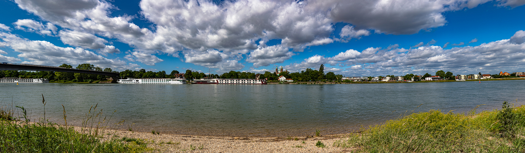 Uferpromenade_Speyer_Pano