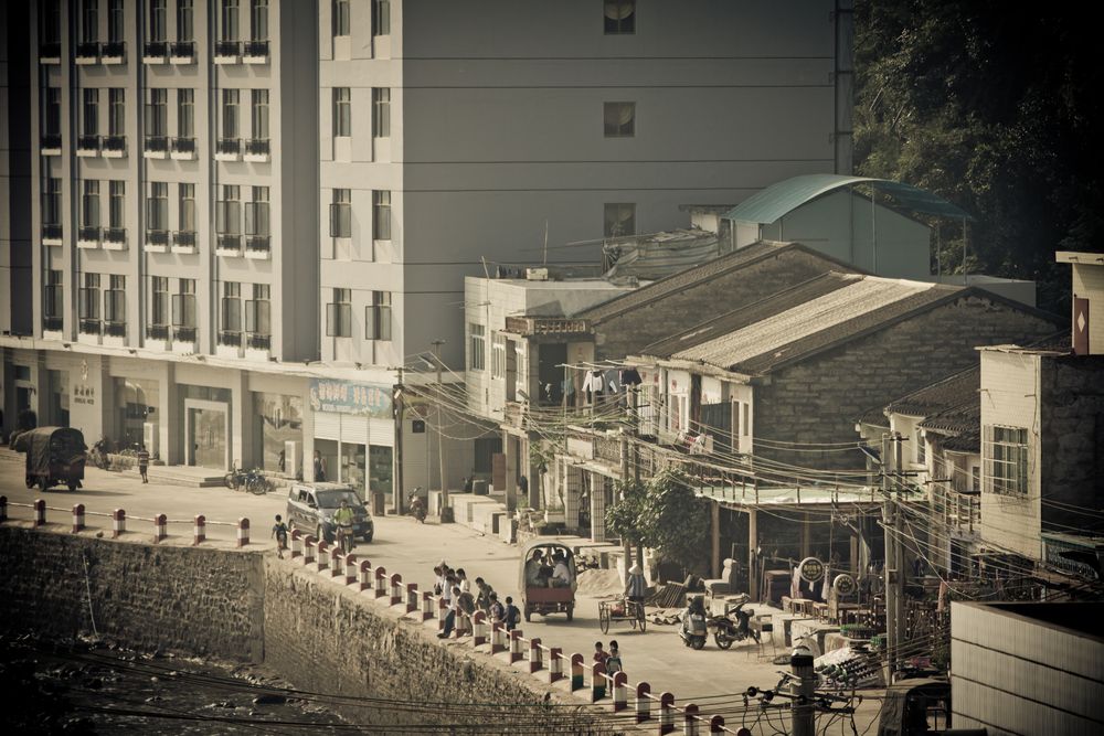 Uferstraße von Weizhou, Guangxi Province, China I