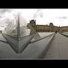 Ufo im Louvre