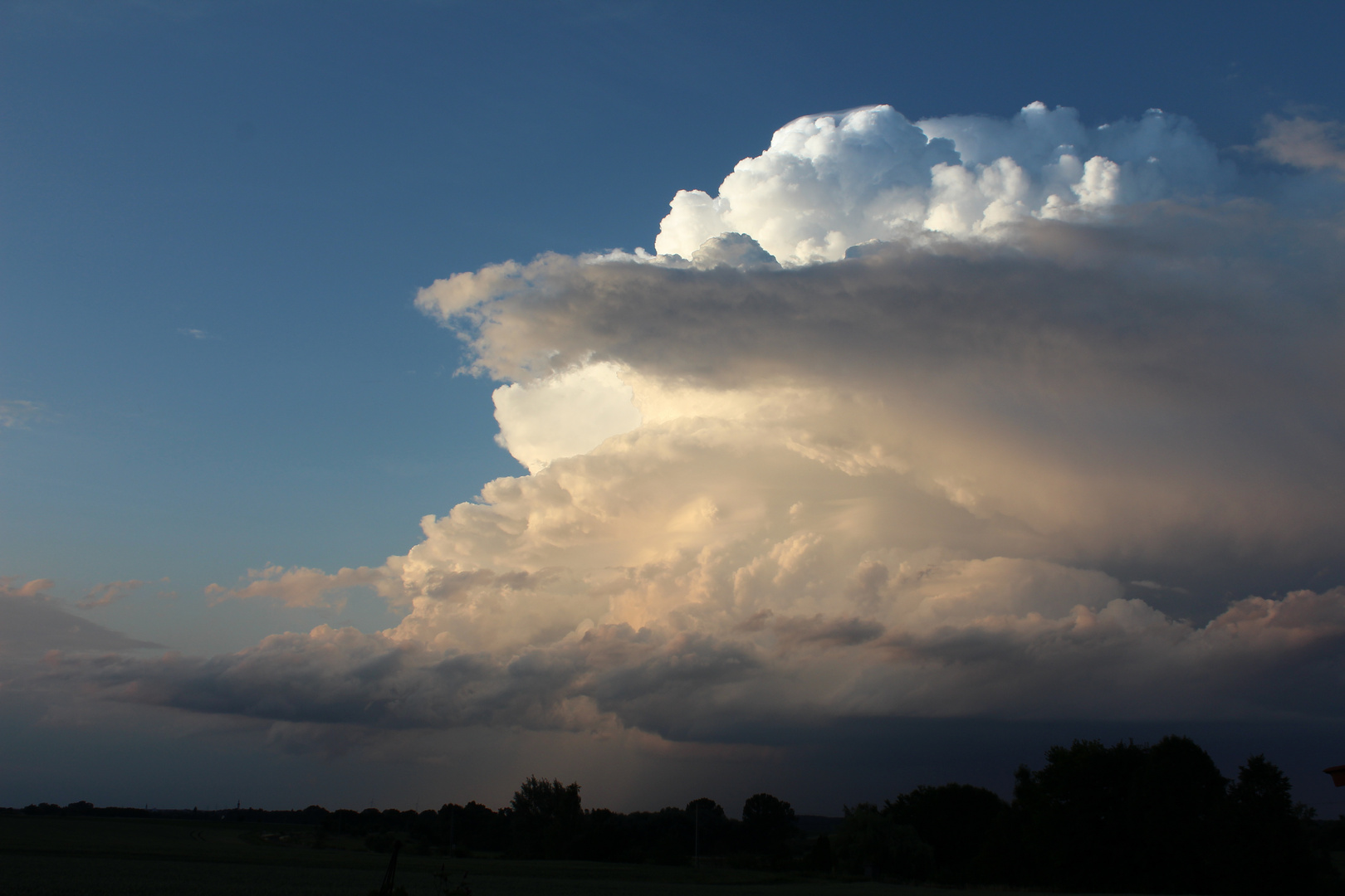 Ufo Wolke