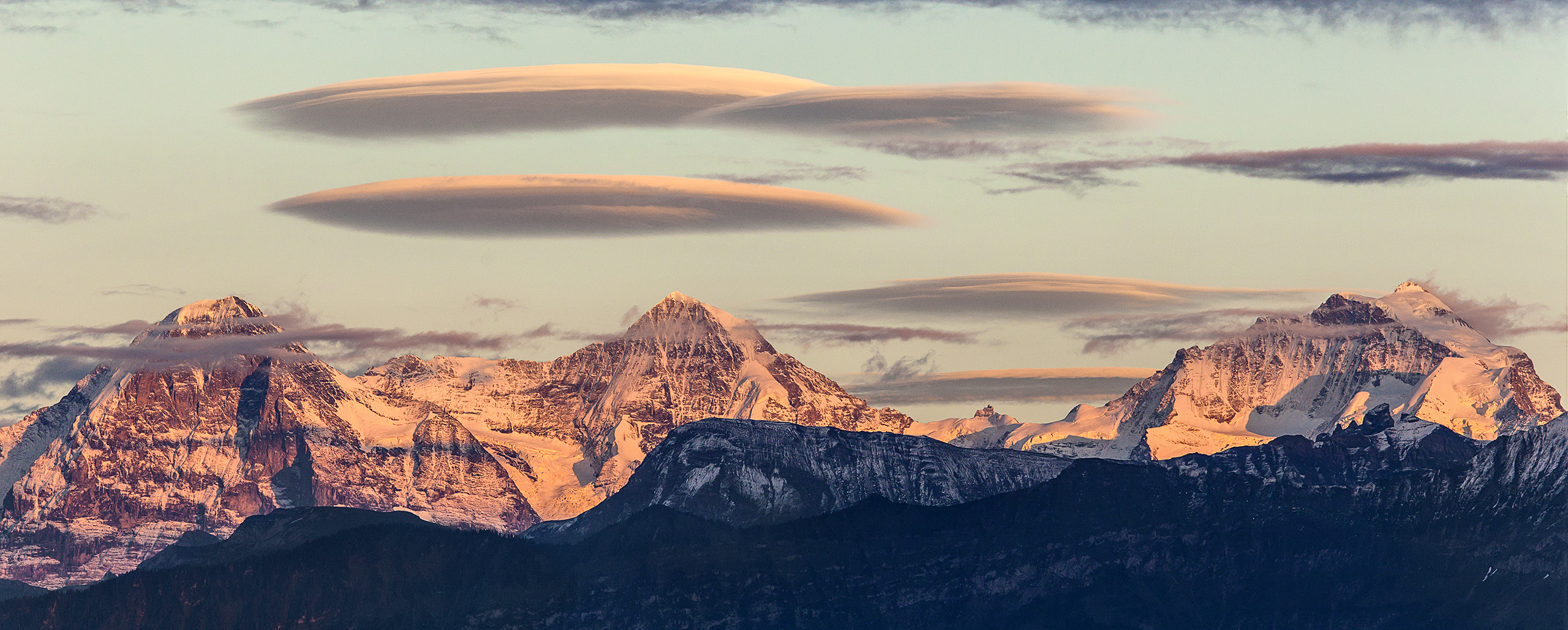 UFOs über dem BERNER OBERLAND