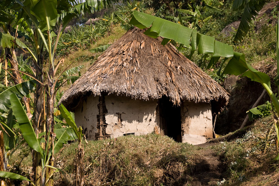 Uganda - Wohnhütte am Mount Elgon