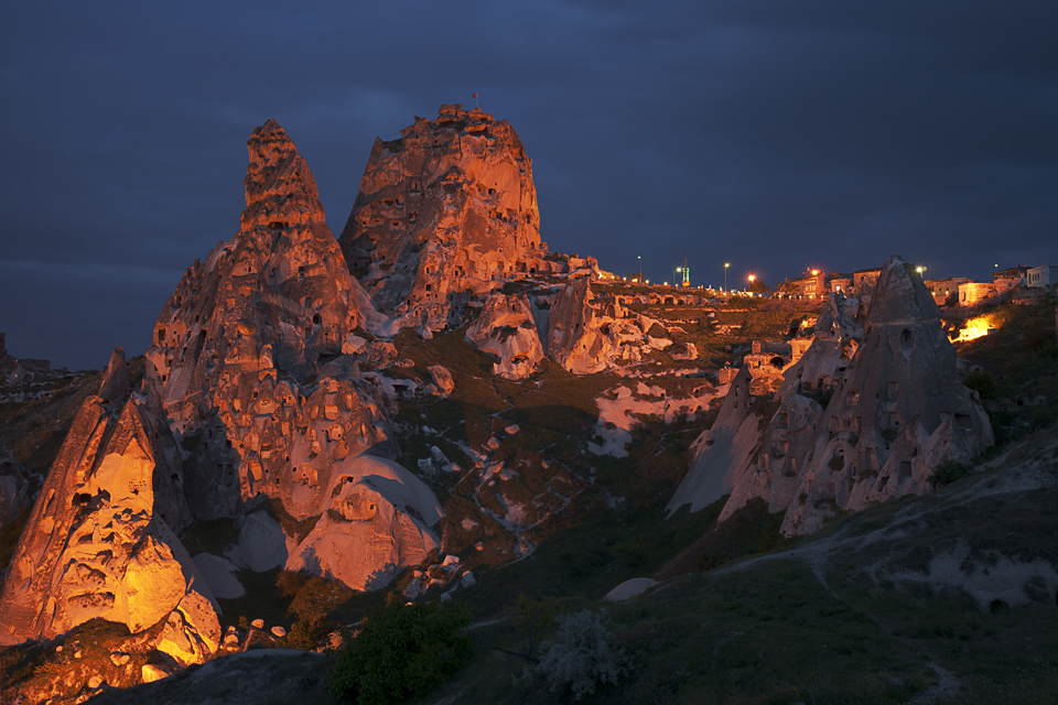 Uçhisar @ night