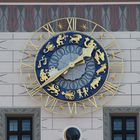 Uhr am Alten Rathaus in München