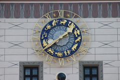 Uhr am Alten Rathaus in München