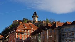 Uhrturm vom Stadtplatz