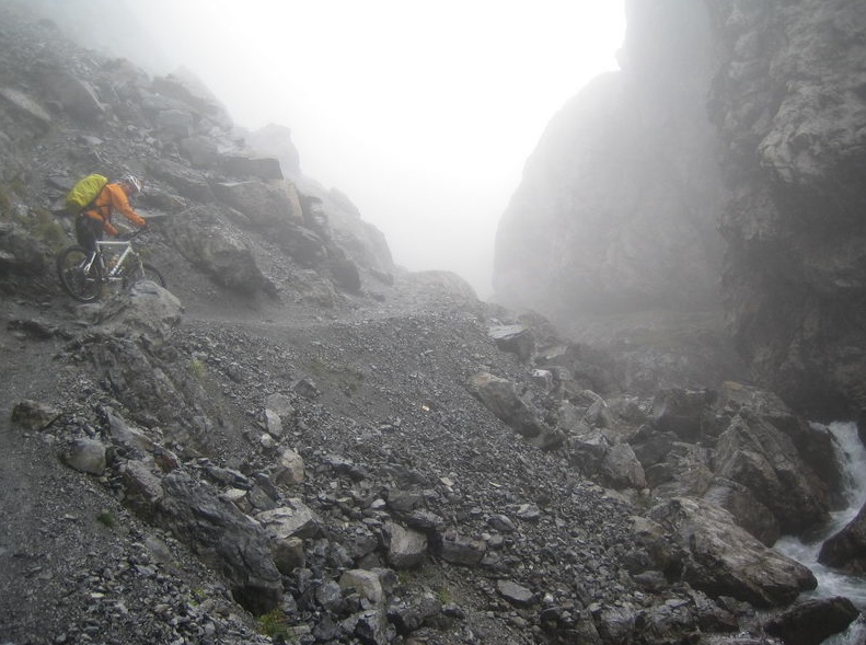 Uina Schlucht zur Sesvenna Hütte