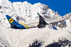 Ukraine Internation B738