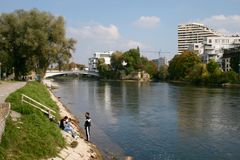 Ulm, am linken Donauufer (Baden- Württemberg)