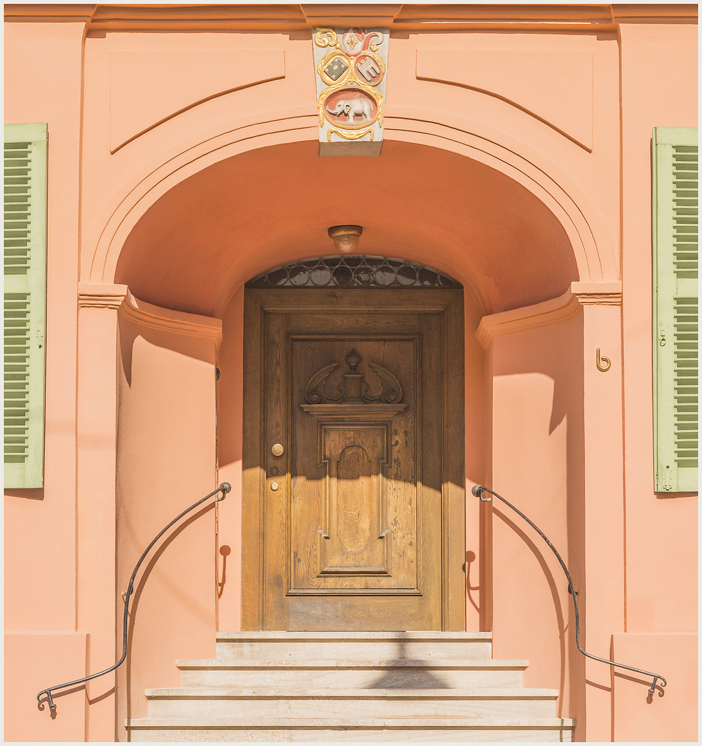 Ulm - In der Wengengasse - Licht und Schatten