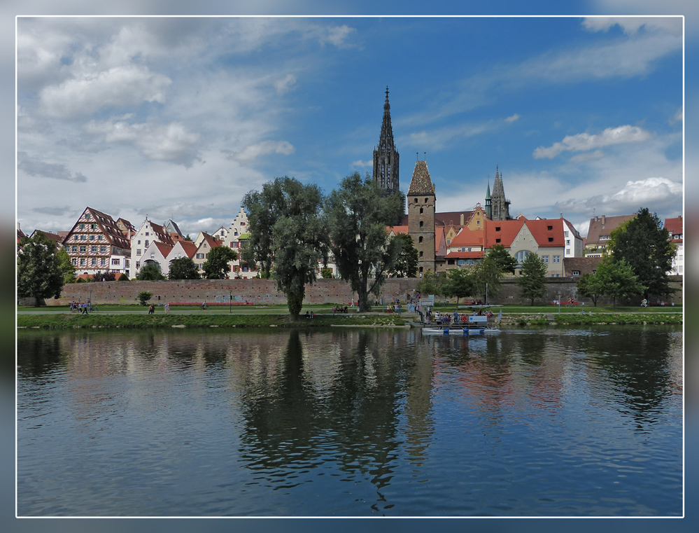 Ulm von Neu-Ulm gesehen