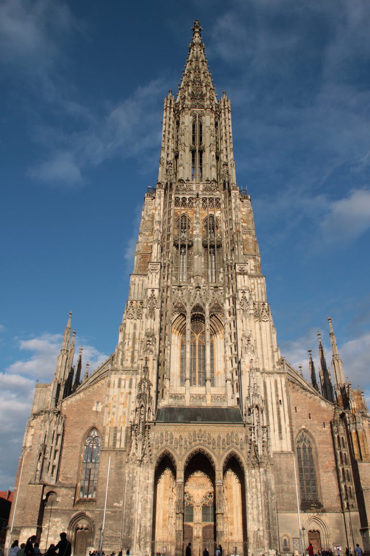 Ulmer Münster Höchste Kirchturm der Welt Foto & Bild ...