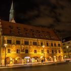 Ulmer Rathaus bei Nacht