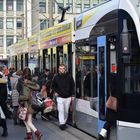 Ulmer Straßenbahn Fahrgastwechsel