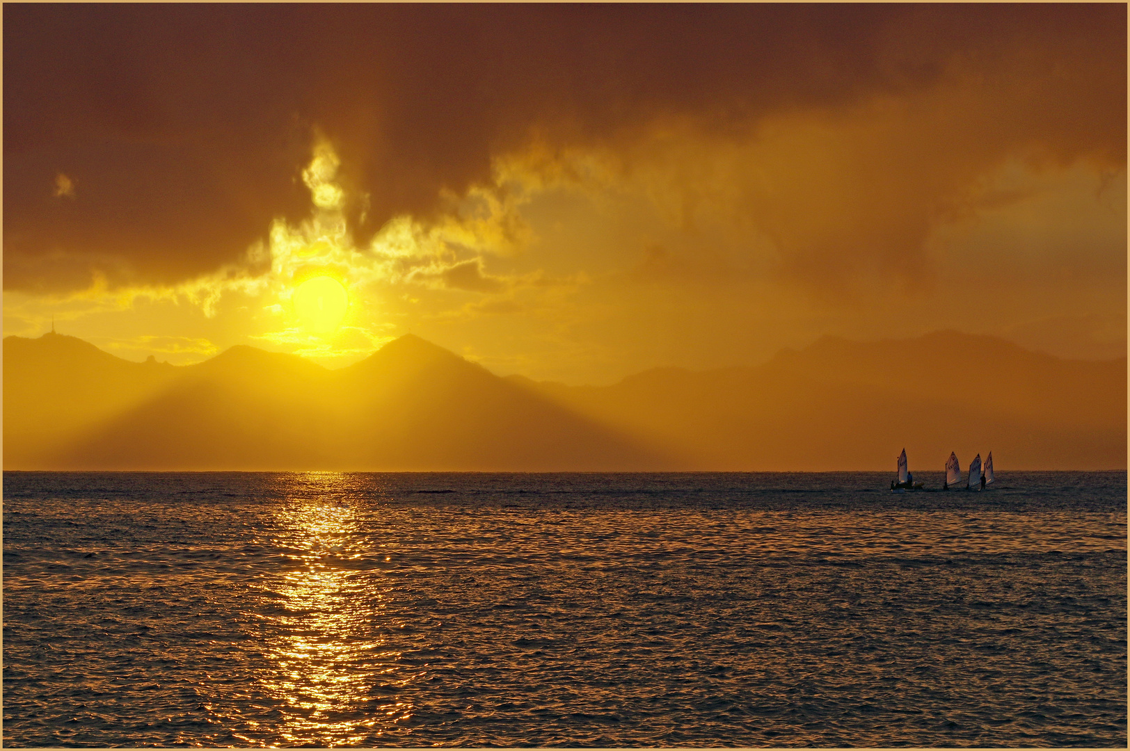 ultime percée du soleil ......