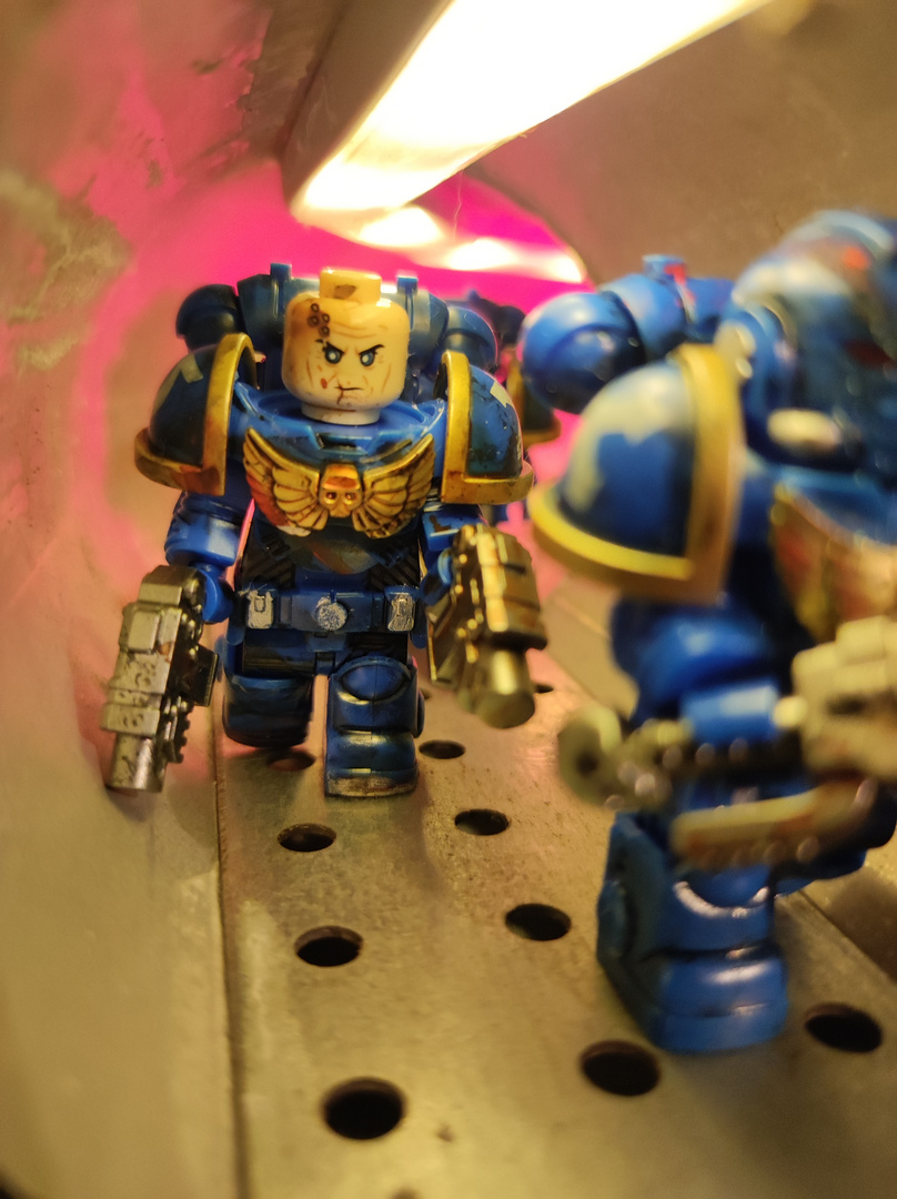 Ultramarines auf dem Weg zur nächsten Schlacht 