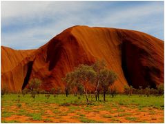 ULURU  AYERS ROCK