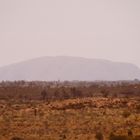 Uluru (Ayers Rock) im Hitzedunst