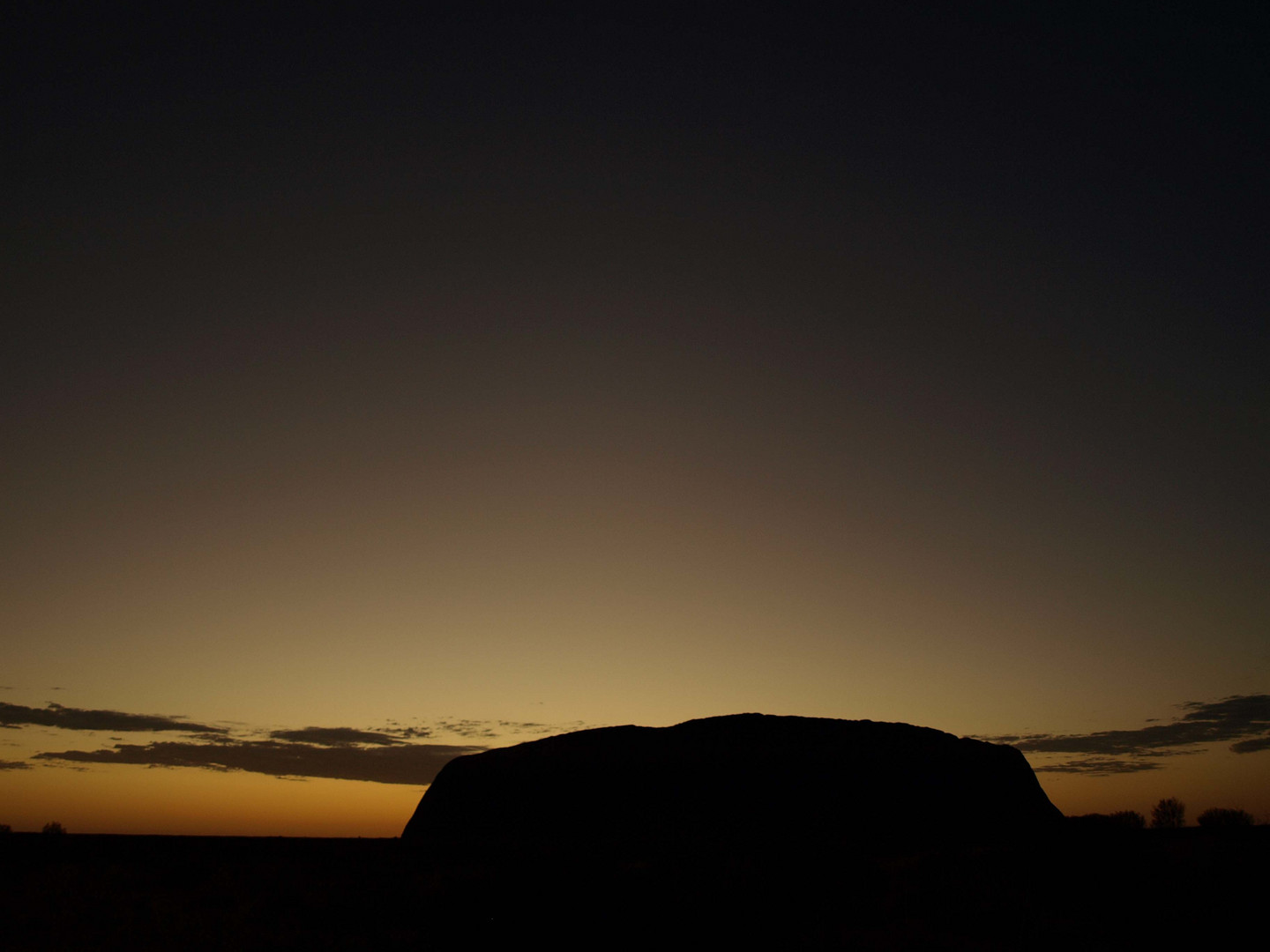 Uluru bei Sonnenaufgang