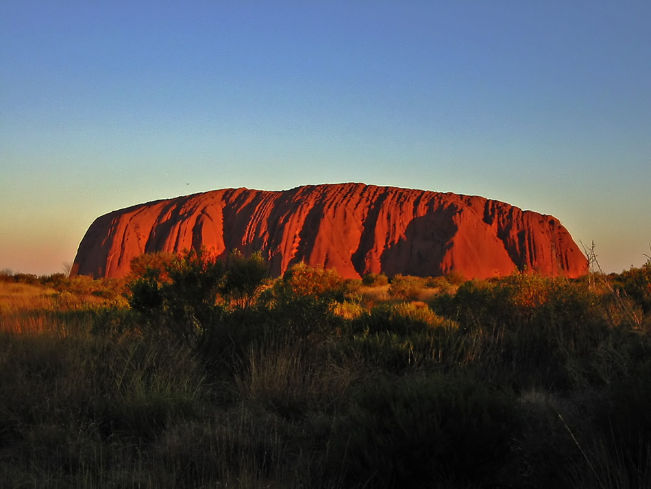 Uluru briefly before the sundown