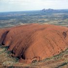 Uluru + Kata Tjuta von oben -diesmal ohne Gegenlicht-