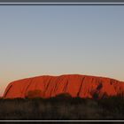 Uluru und Mond