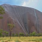 Uluru weint