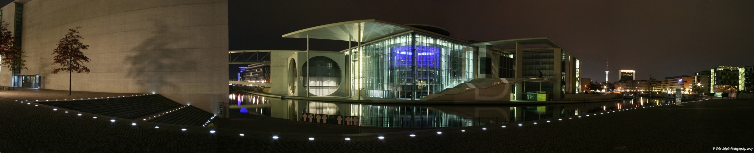 Um nicht immer nur den Reichstag zu fotografieren....