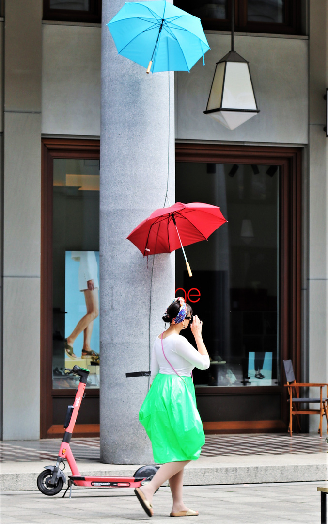 Umbrellas und Ballonrock