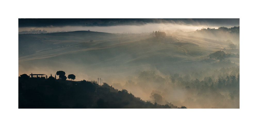 umnebelte Toscana