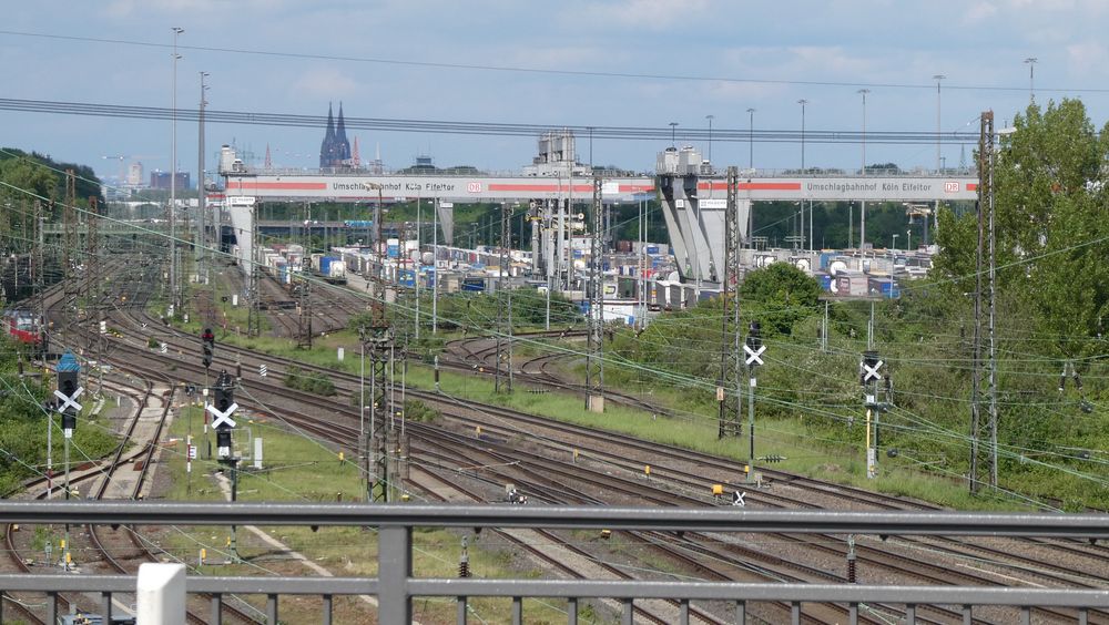 Umschlagbahnhof Köln-Eifeltor