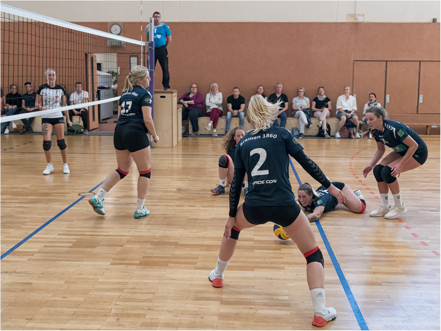 Umsonst bemüht..... Foto & Bild | sport, indoor, halle Bilder auf
