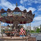 Un adminrateur pour un manège  -  Place de la Gare du Sud, Nice