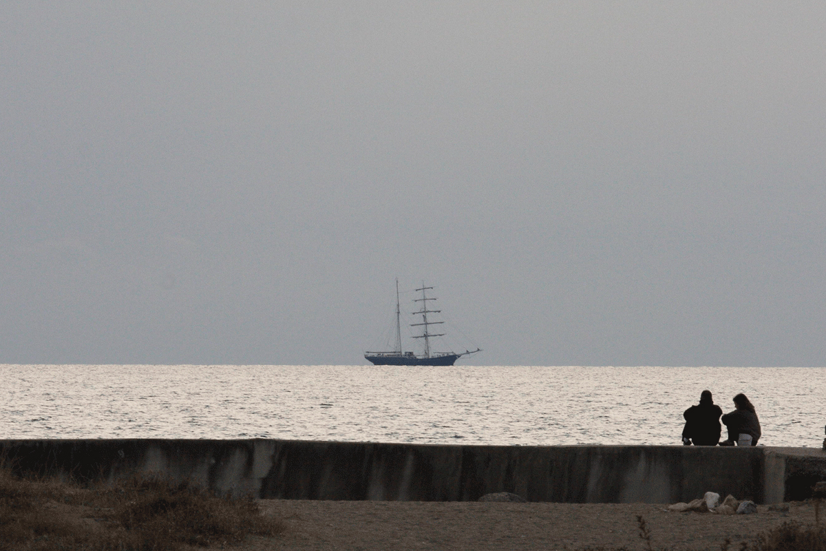 un amore, un mare d'argento e un veliero