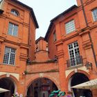 Un angle de la Place Nationale à Montauban