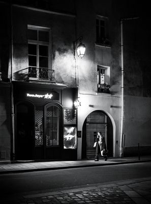 Un appel dans  la nuit