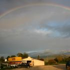 Un Arc en ciel, sur les écuries.