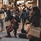 Un artista entre la multitud