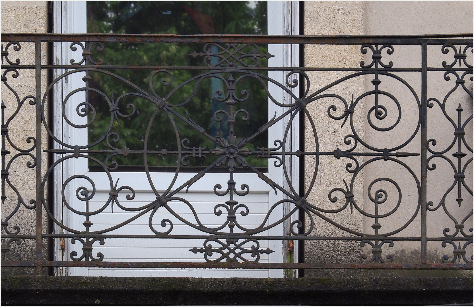 Un autre motif de balcon  -  Agen