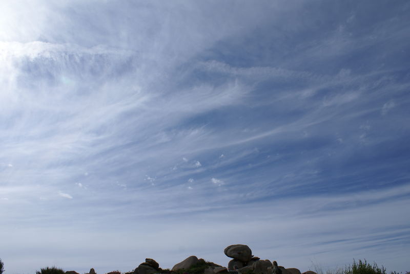 Un beau ciel bleu à Ploumanach' (22)