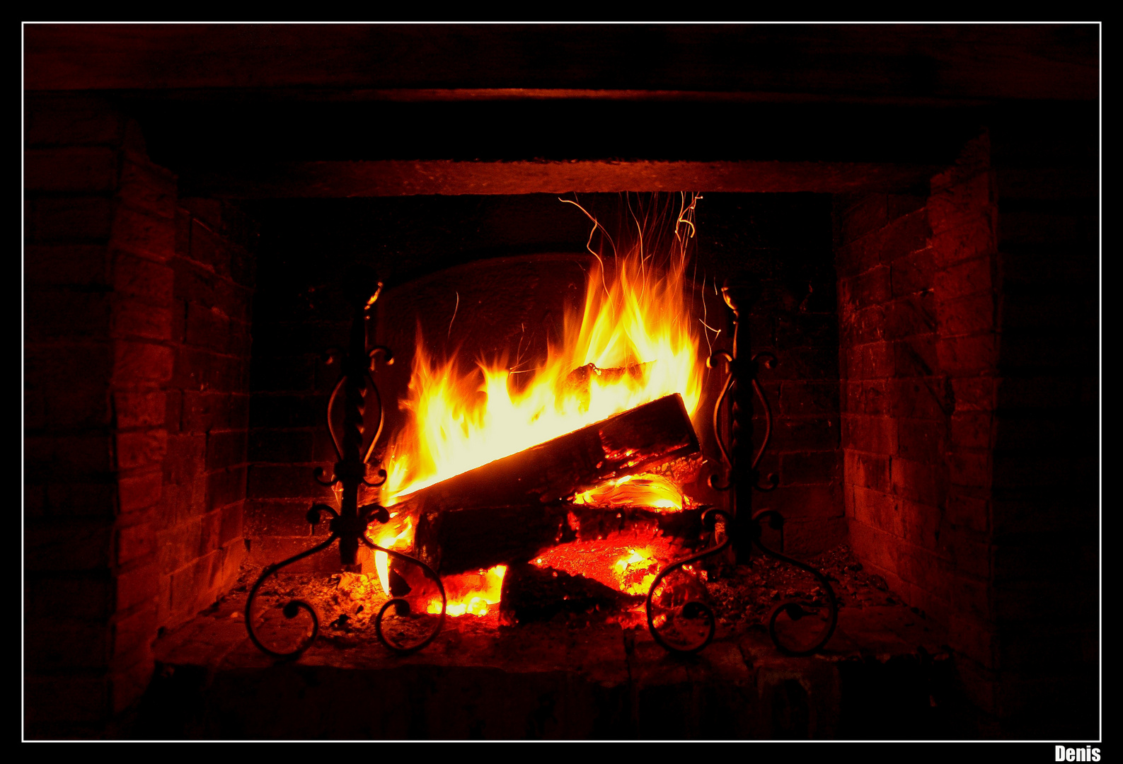 Met Du Feu Dans La Cheminée ...Un bon feu dans la cheminée... photo et image | les saisons, hiver